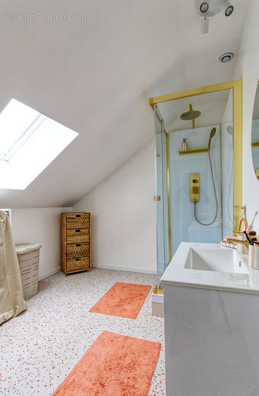 Maison à COUFFE