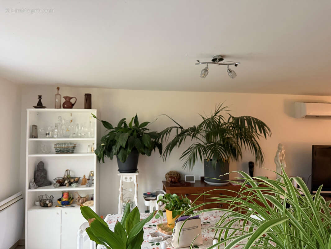 Maison à OZOIR-LA-FERRIERE