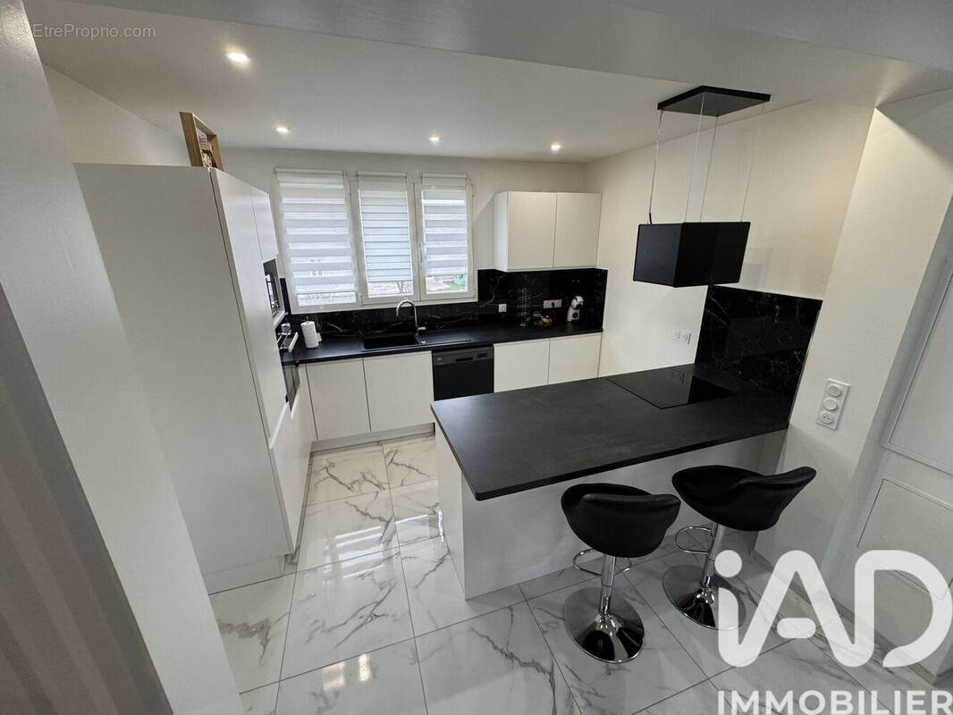 Photo 1 - Maison à FLEURY-LES-AUBRAIS