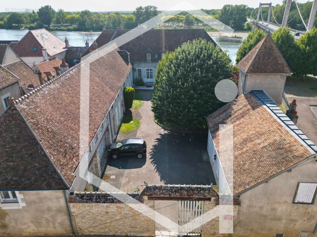 Appartement à COSNE-COURS-SUR-LOIRE