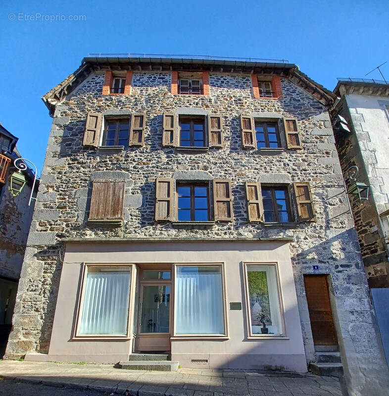 Appartement à MAURIAC