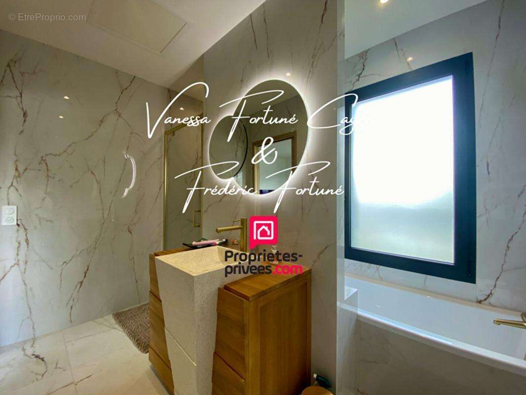 Maison à SAINT-ANDRE-DE-CUBZAC