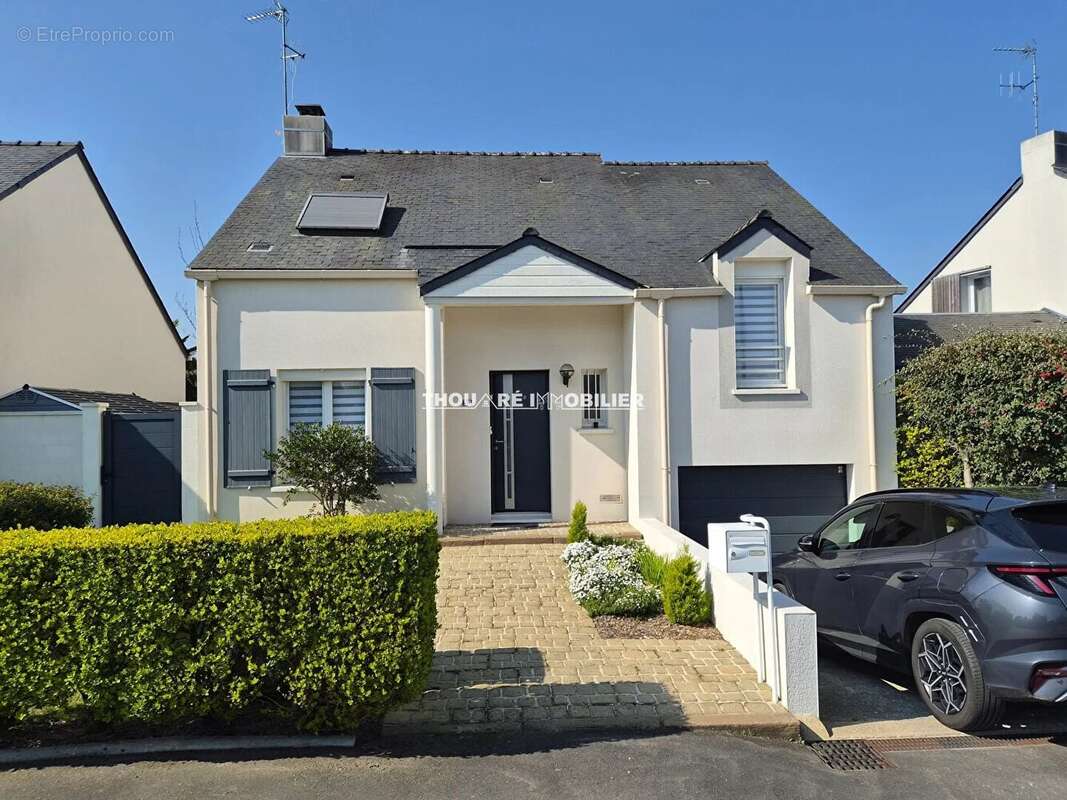 Maison à SAINTE-LUCE-SUR-LOIRE