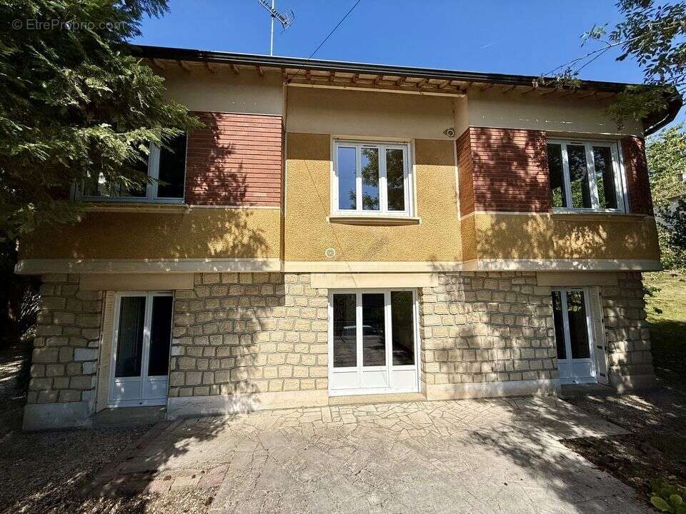 Maison à DONNEMARIE-DONTILLY