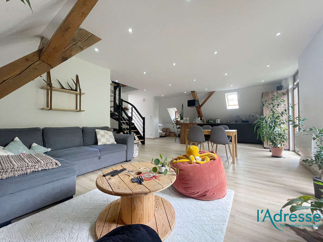 Appartement à HUSSEREN-LES-CHATEAUX
