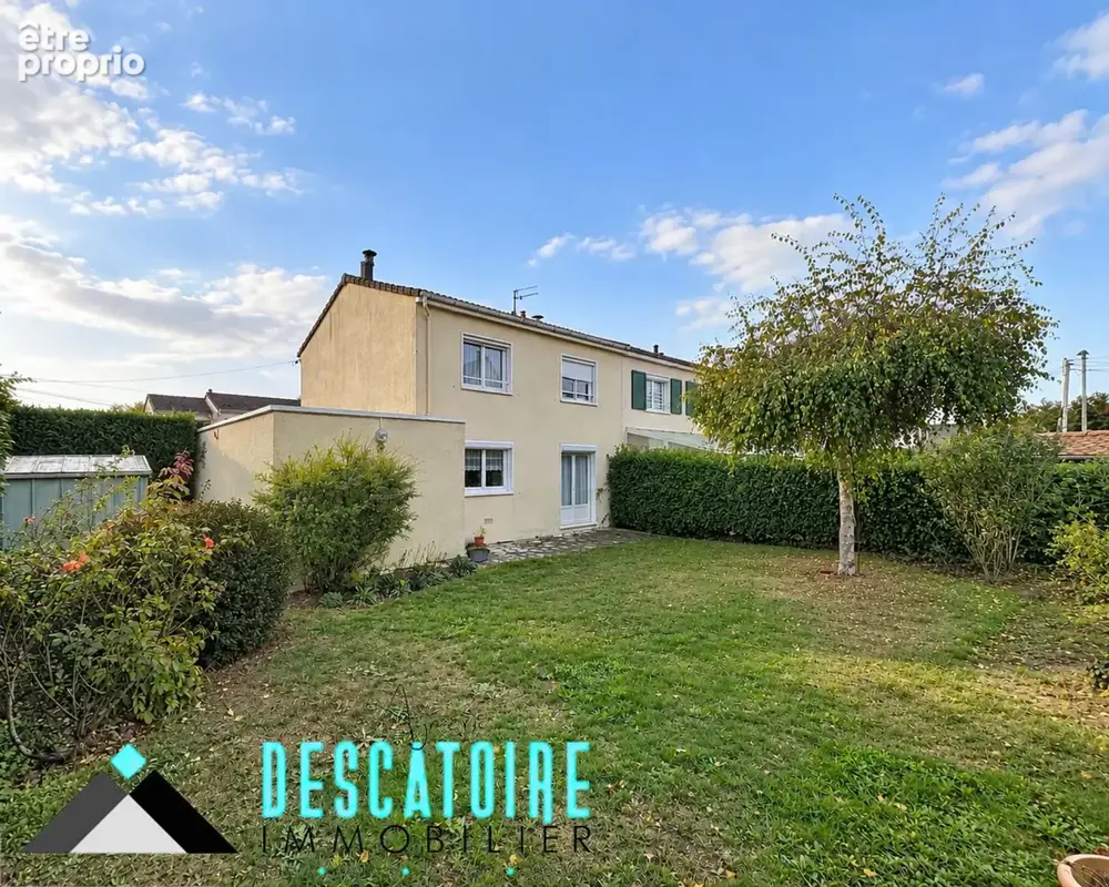 Photo Maison à La Chapelle-D'armentieres au prix de 252 000€