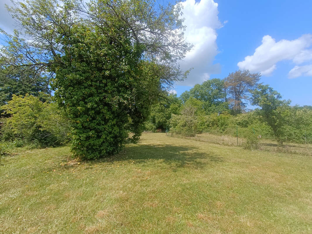 Maison à ENTRAINS-SUR-NOHAIN