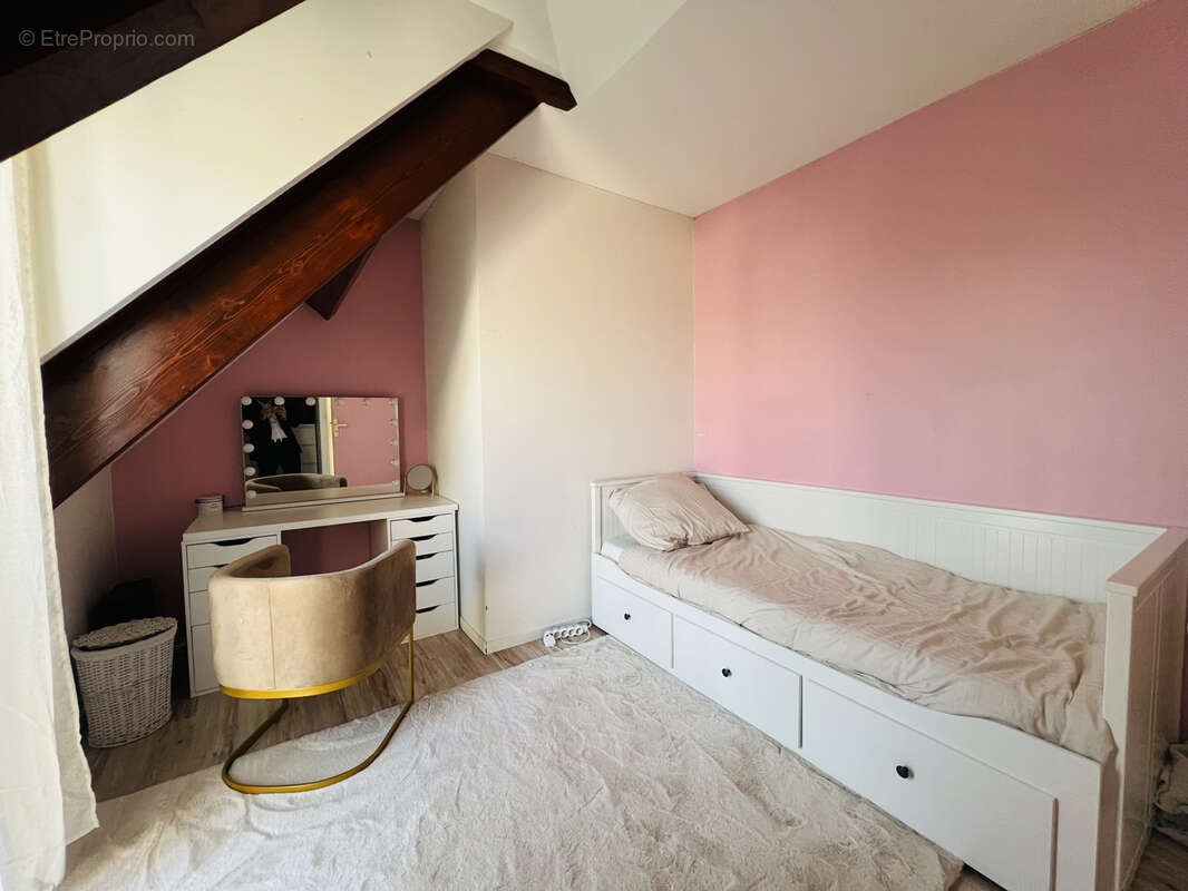 Maison à SARTROUVILLE