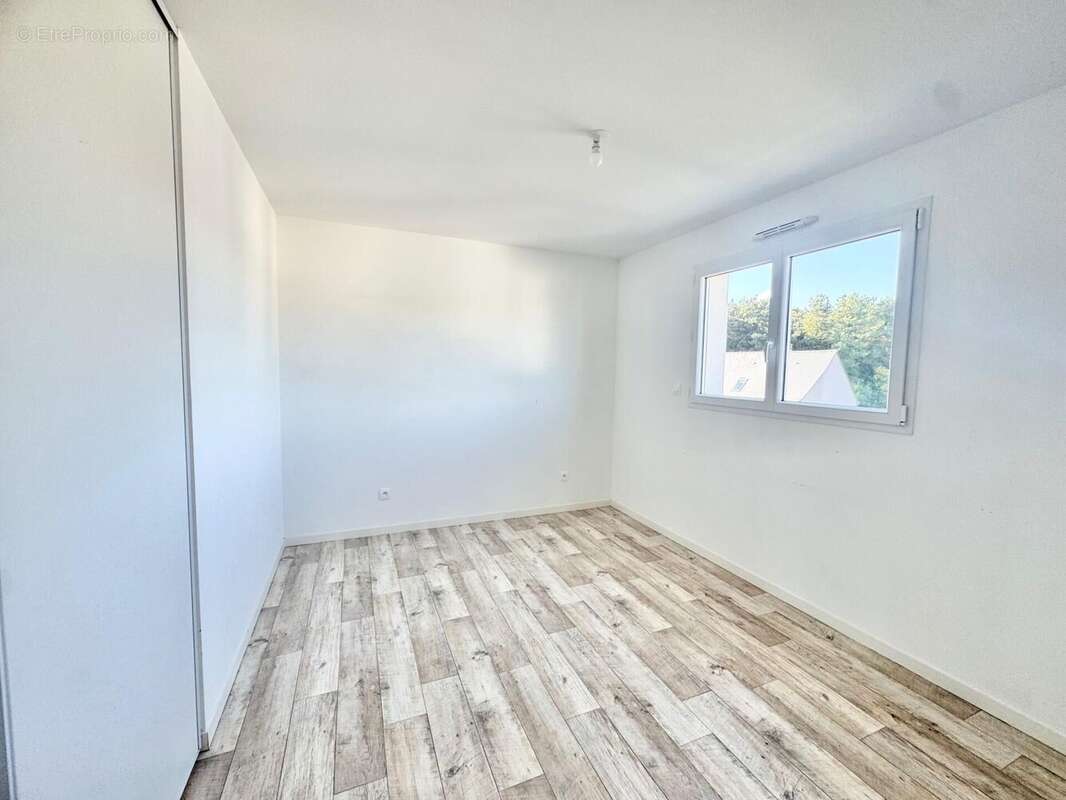 Photo 9 - Maison à LAVAL