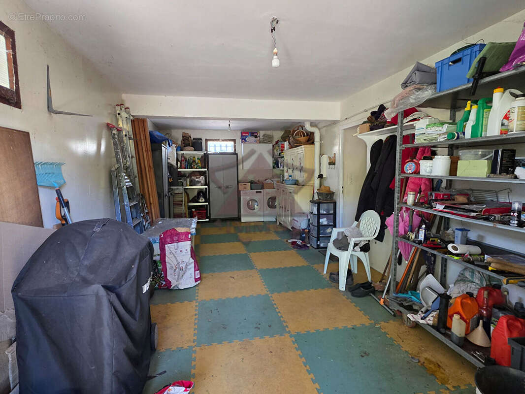 Maison avec piscine dans un environnement privilégié - photo 11