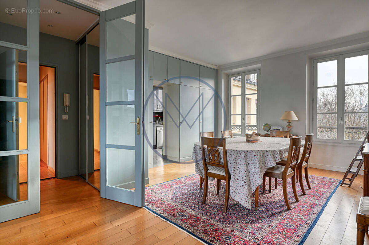 Appartement à VERSAILLES