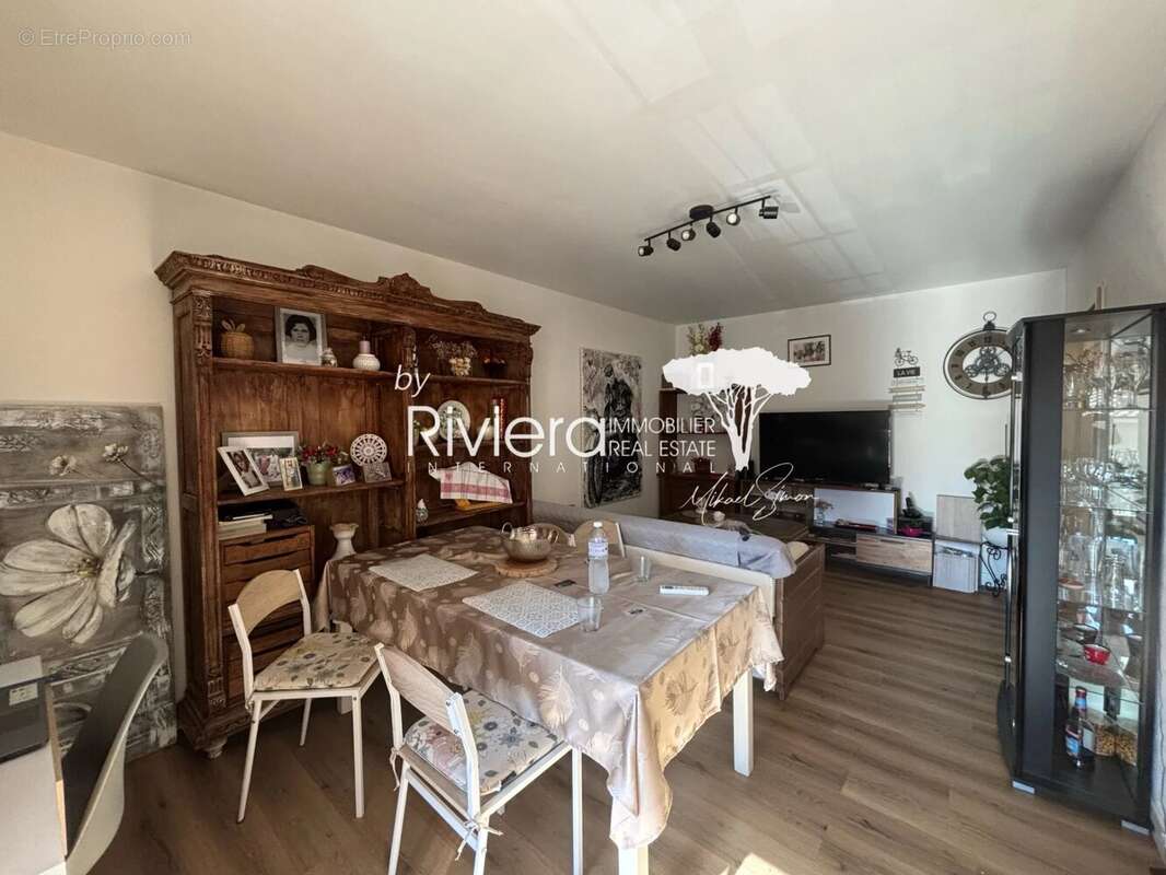 LA CROIX VALMER - Appartement 2 piéces avec parking - Réside - photo 7