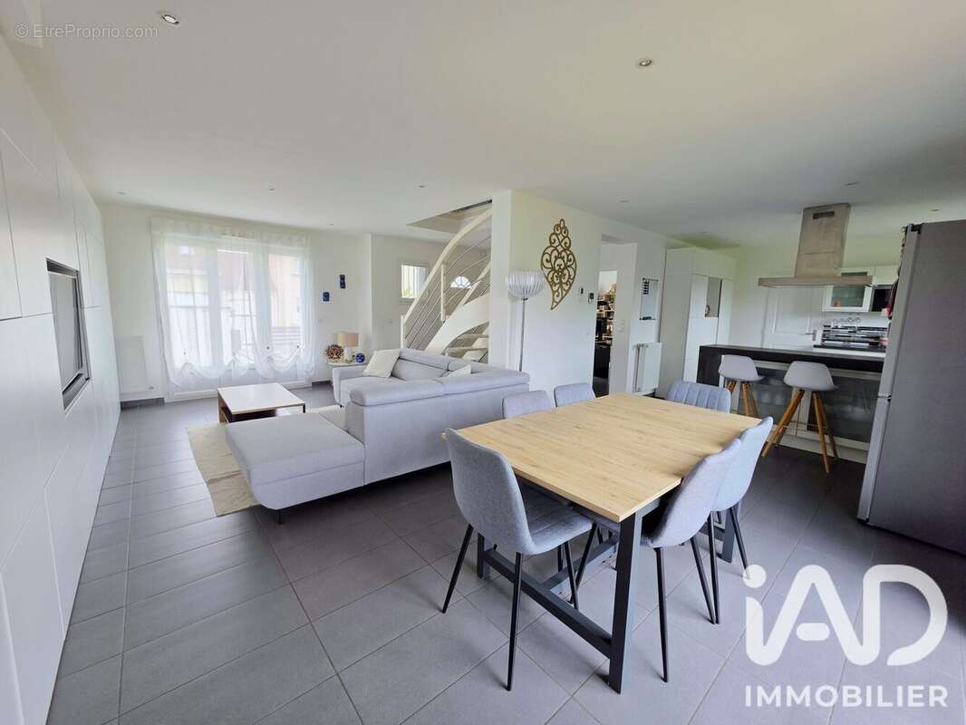 Photo 4 - Maison à ABLIS