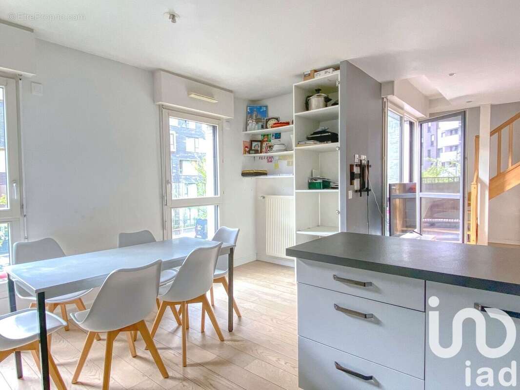 Photo 3 - Appartement à ASNIERES-SUR-SEINE