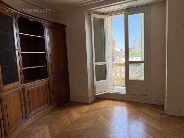 Bel appartement bourgeois de 92m2 au 4 ème étage avec ascenseur d'un immeuble haussmannien - photo 38