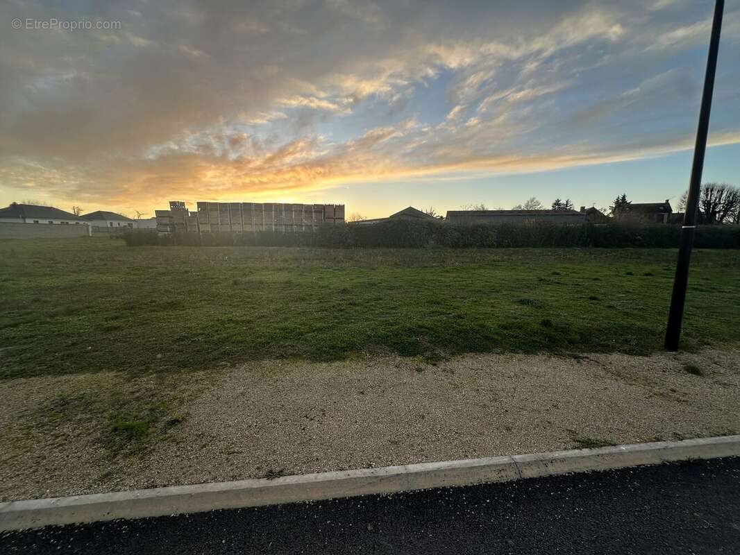 Terrain à AUBETERRE