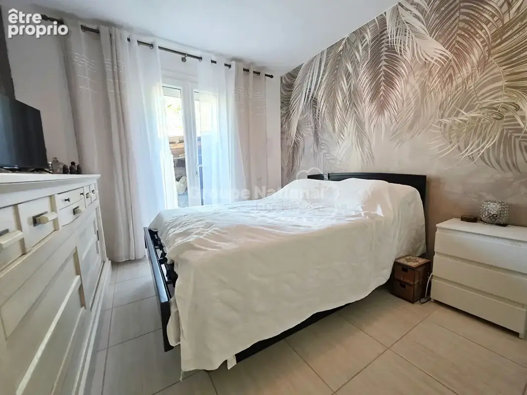 Maison contemporaine à vendre à Saint-Chamas, 4 pièces, piscine, proche commodités - photo 12