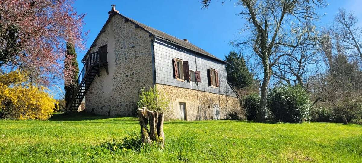 Maison à CHATEAU-CHINON(CAMPAGNE)