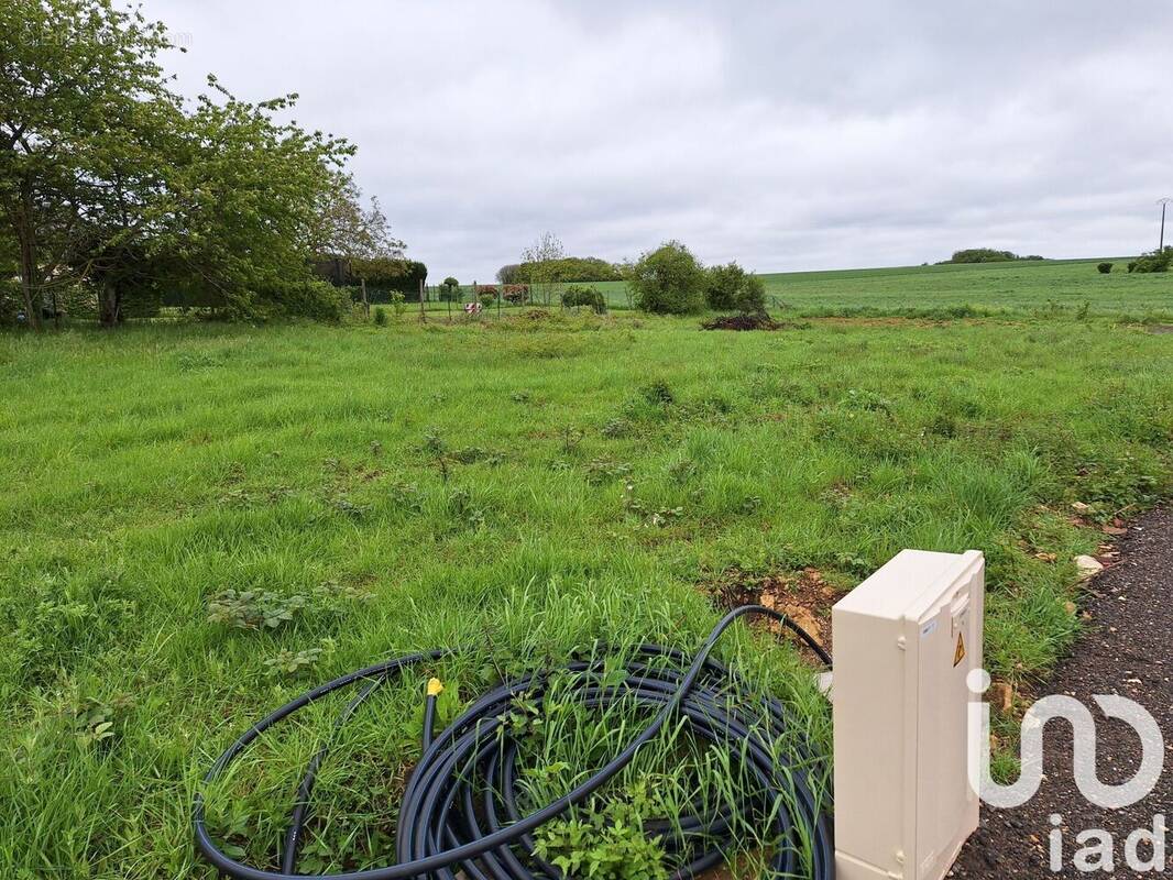 Photo 1 - Terrain à BREUILPONT