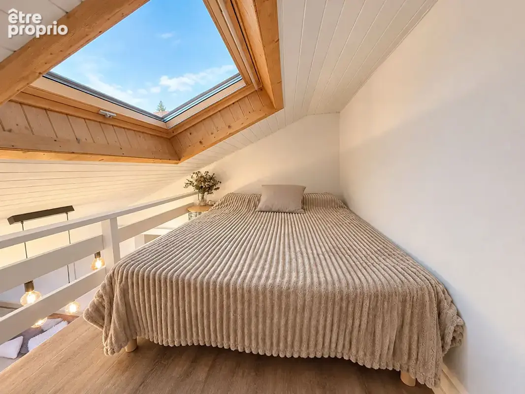 T2 bis rénové en dernier étage avec balcon - photo 6