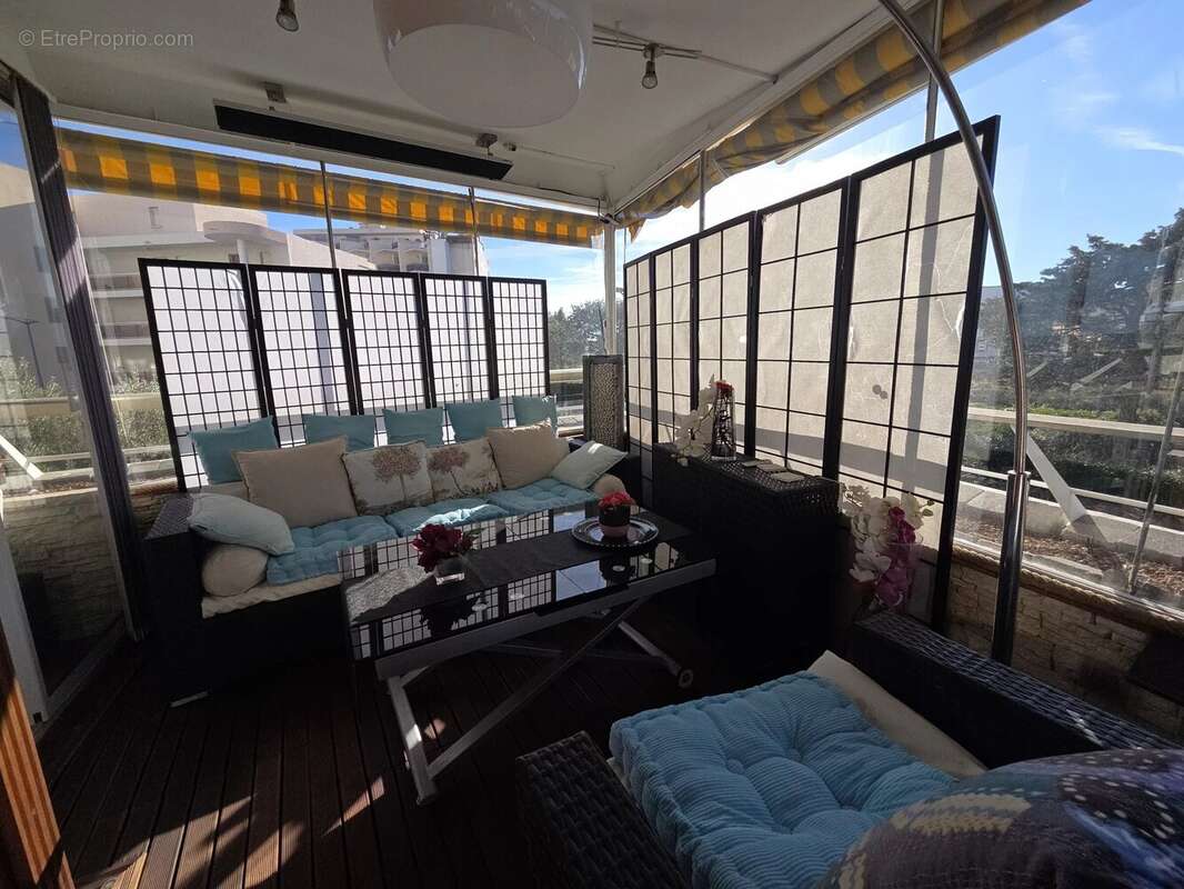 Appartement à VILLENEUVE-LOUBET