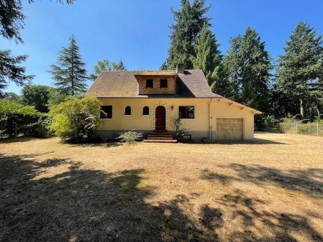 Photo 1 - Maison à ARDON