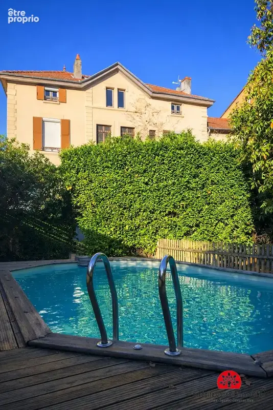 Maison 9 pièces 360 m² à vendre à Condrieu (69420) - photo 2