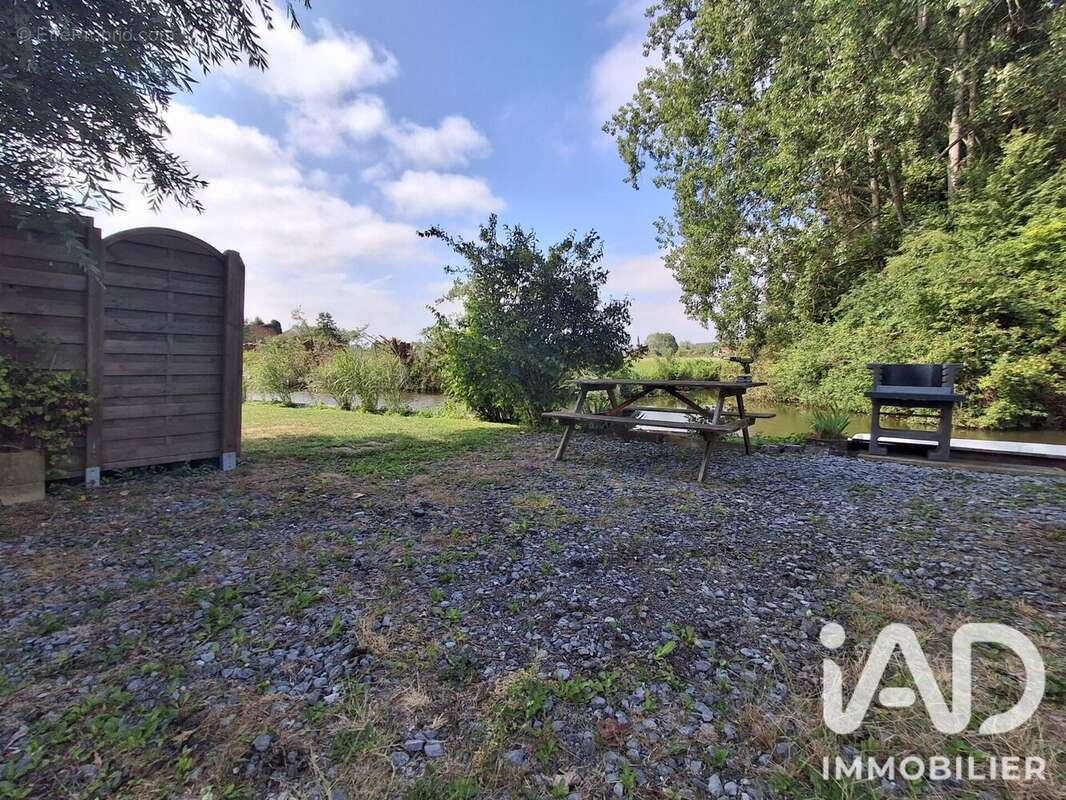 Terrain 677 m² à Watten  - photo 6