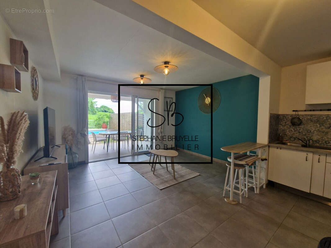 Appartement à LE ROBERT