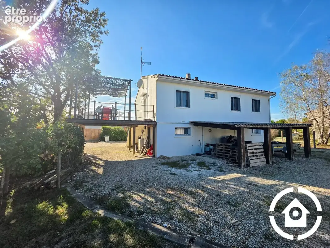Maison 7 pièces 146 m² à vendre à Nercillac (16200) - photo 5