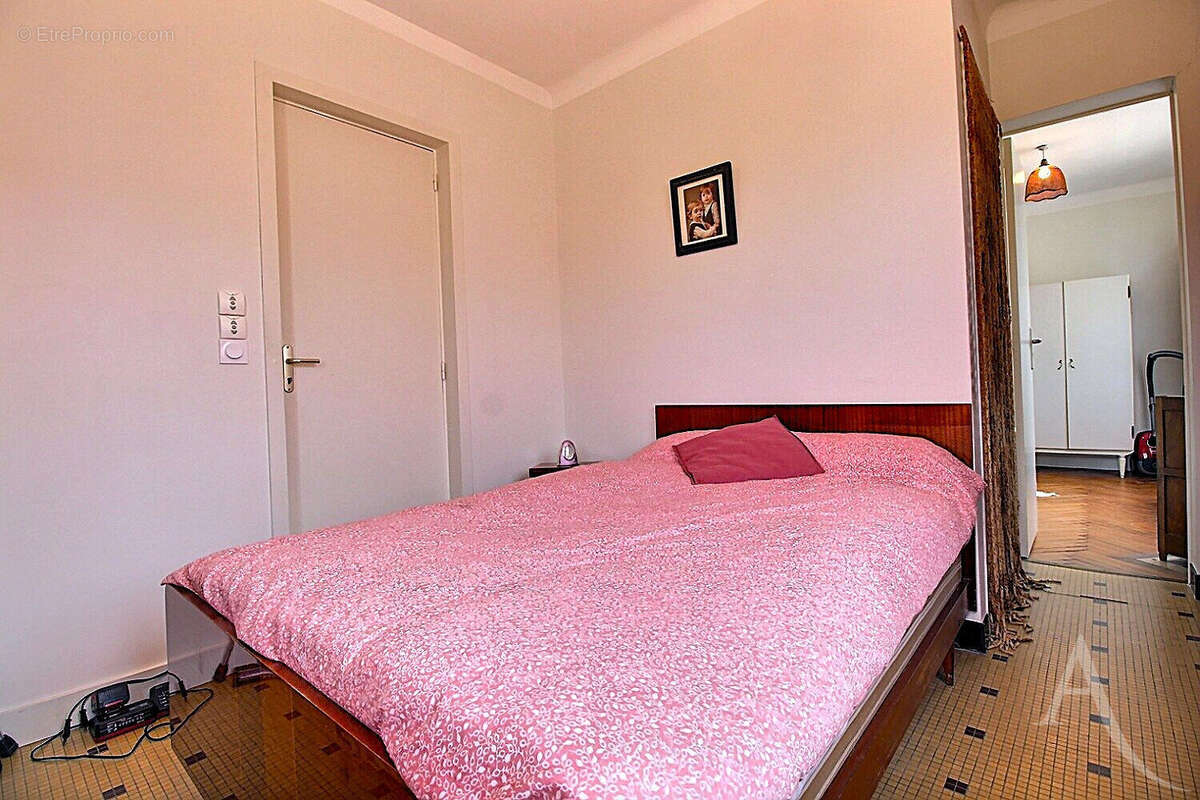 Maison à VILLENAVE-D'ORNON