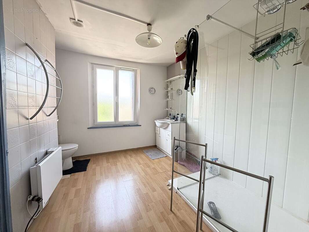 Songeons, familiale 6 chambres  (s) - photo 16