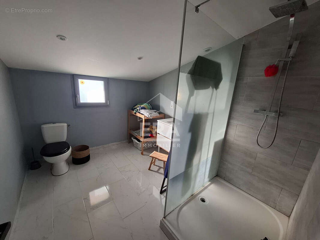 Maison à MONTREVEL-EN-BRESSE