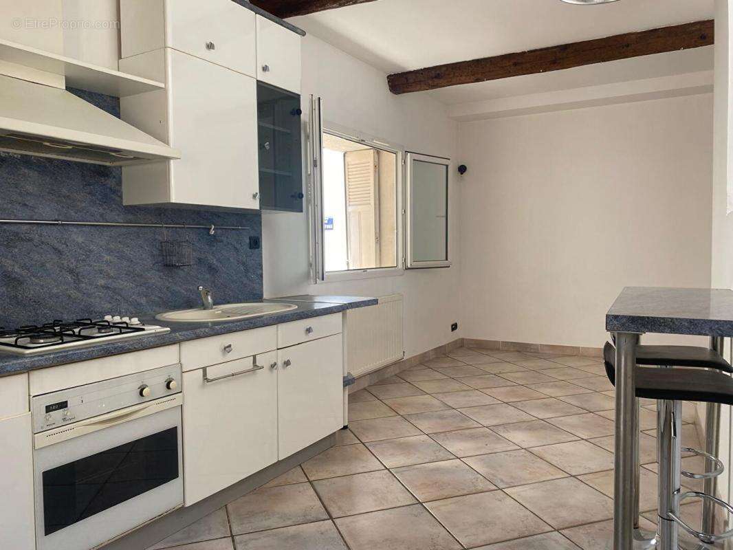 Maison de village 3 pièce(s) 60 m2 LES CAMOINS Marseille 11ème - photo 2