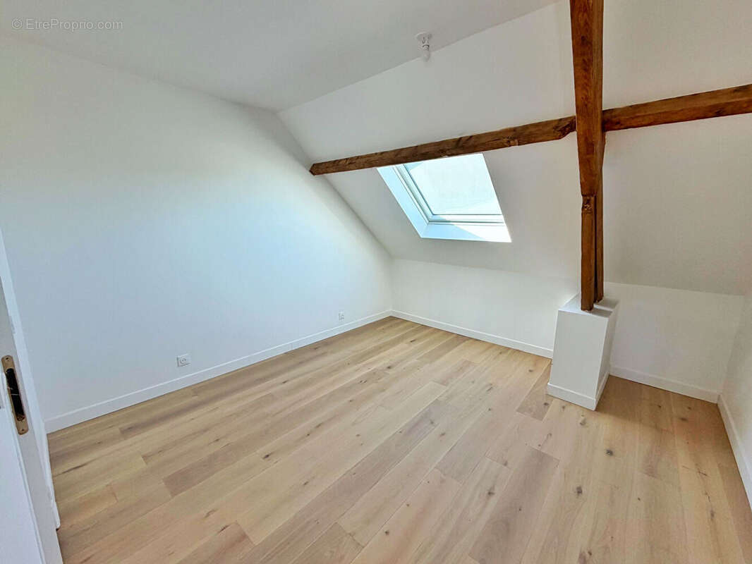 Appartement à NANTERRE