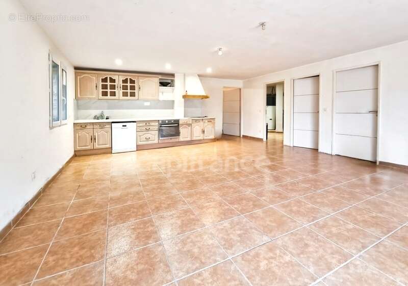 Maison à VENDARGUES