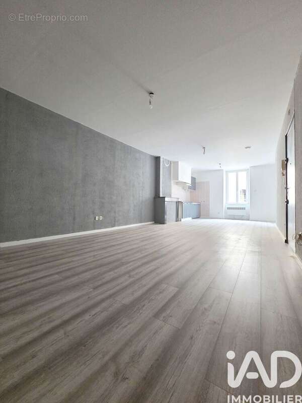 Photo 3 - Appartement à SAINT-LAURENT-DE-LA-SALANQUE