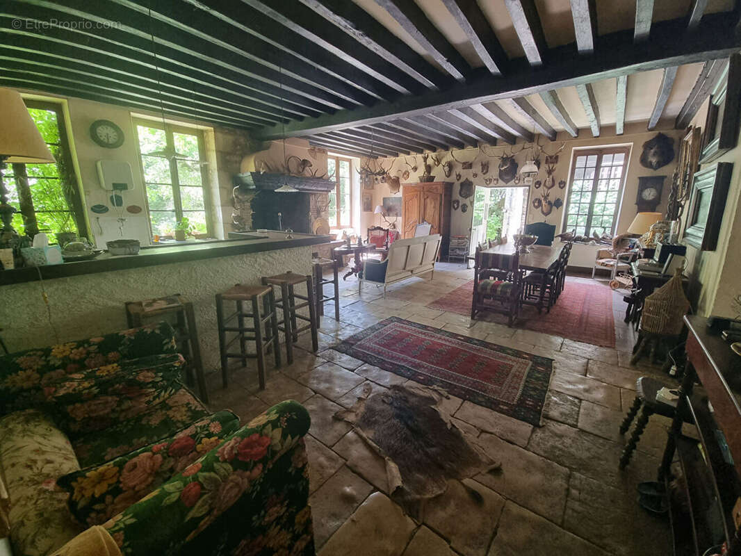 Maison à POUGUES-LES-EAUX