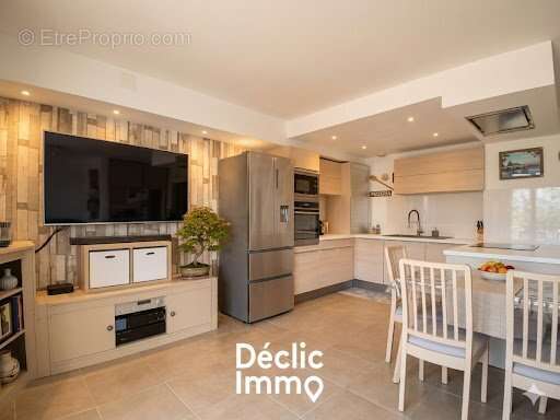 Appartement à CHATEAUNEUF-GRASSE