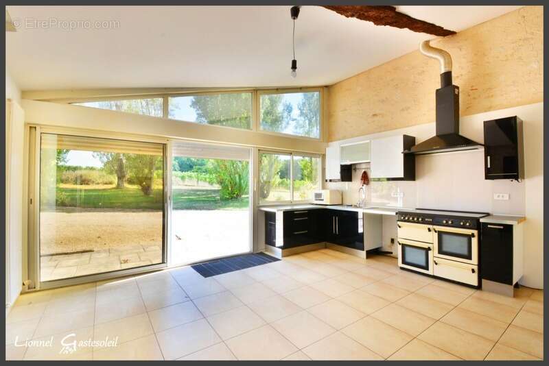 Maison en pierre de charme avec piscine 4 chambres en Gironde dans un cadre rare et privilégié isolée - photo 6