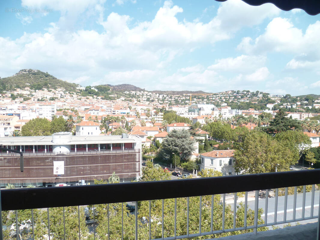 Appartement à HYERES