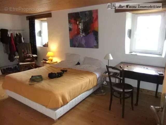 Maison à PONT-DE-BUIS-LES-QUIMERCH