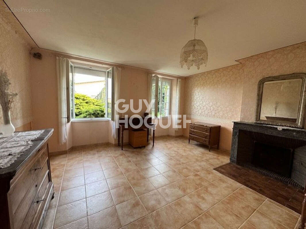 Maison Longère 6 pièces à vendre à Montgenost - Réf 4404 - photo 5