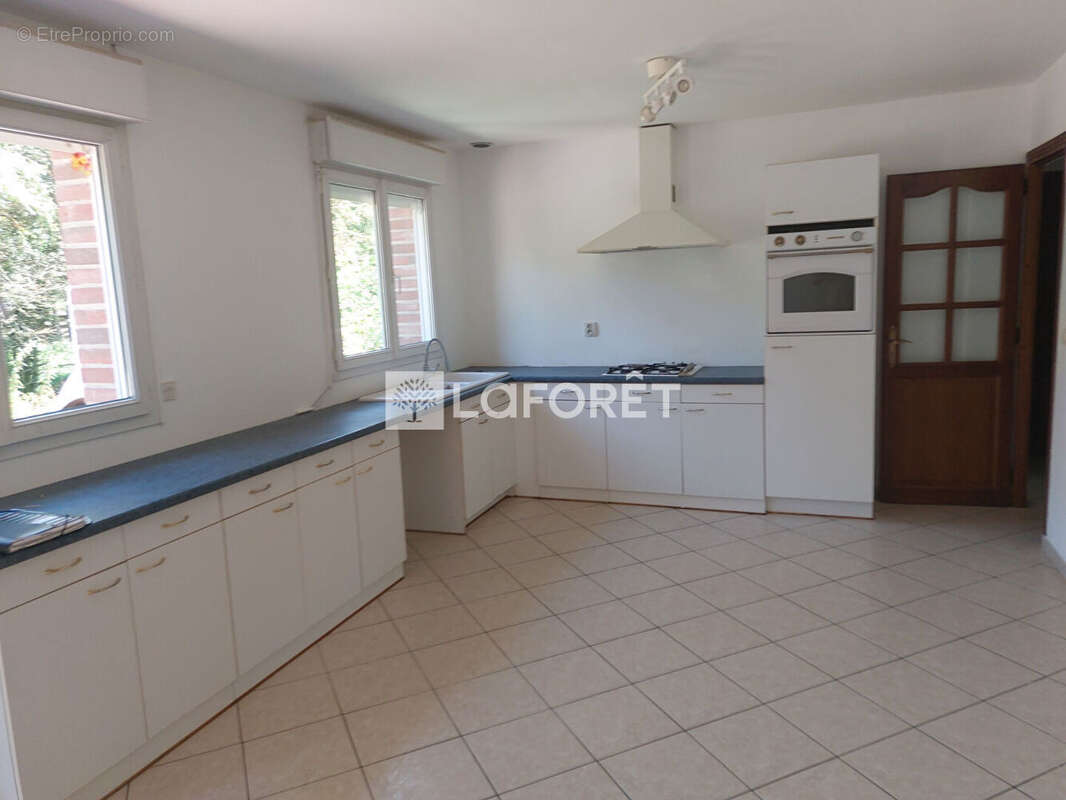 Maison Fontaine L Etalon 4 pièce(s) 105 m2 - photo 6