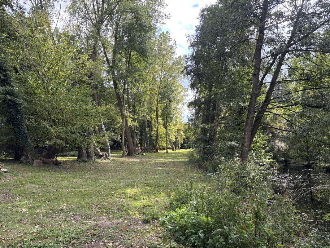 Terrain à SAINTE-CEROTTE