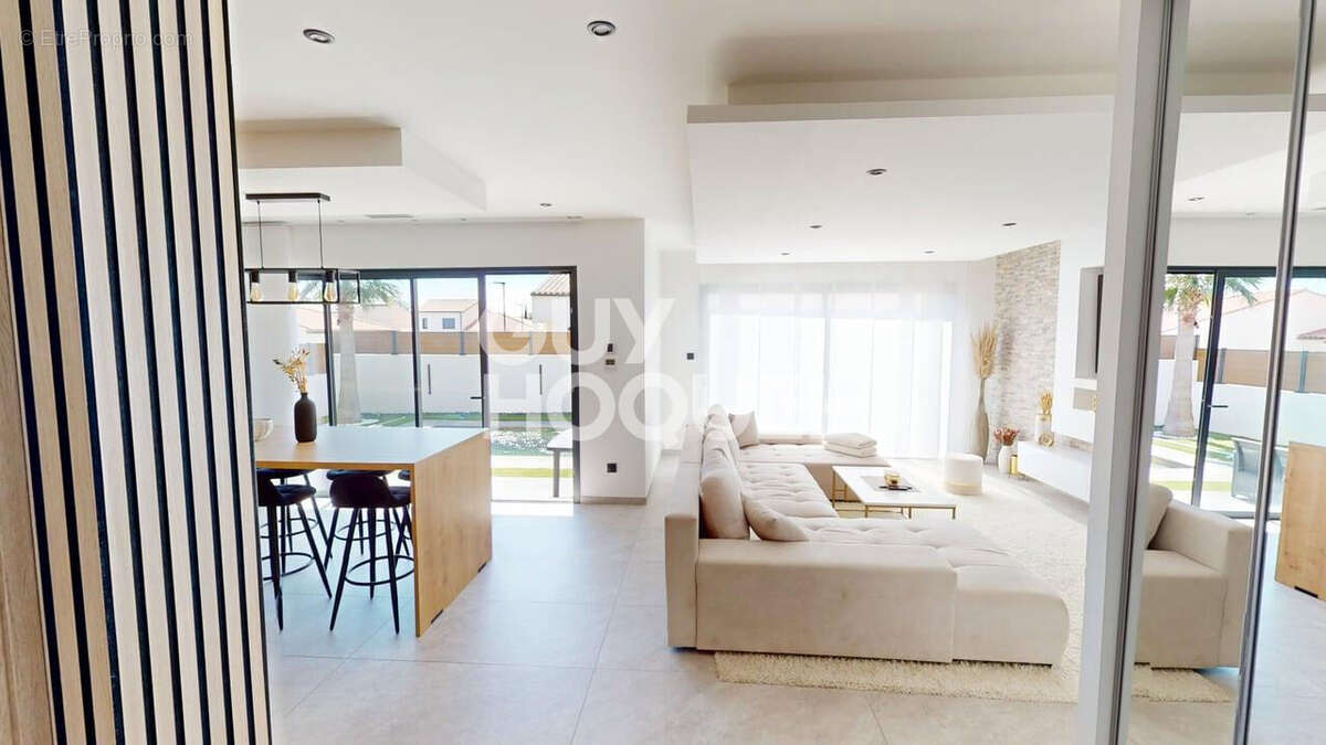 THUIR, à vendre maison récente contemporaine, 5 pièces avec garage, jardin et piscine. - photo 5
