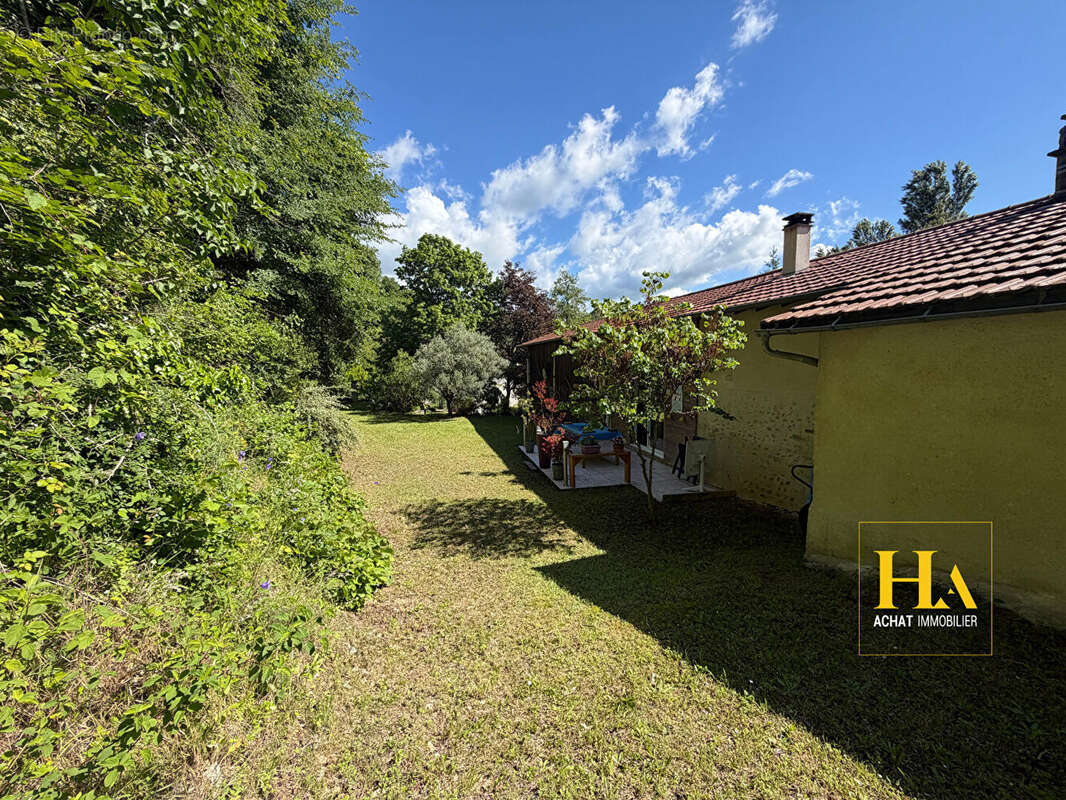 En exclusivite longere atypique 5 pieces de 115m² - photo 16