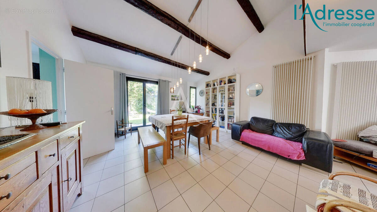 Maison à CHAMPS-SUR-MARNE