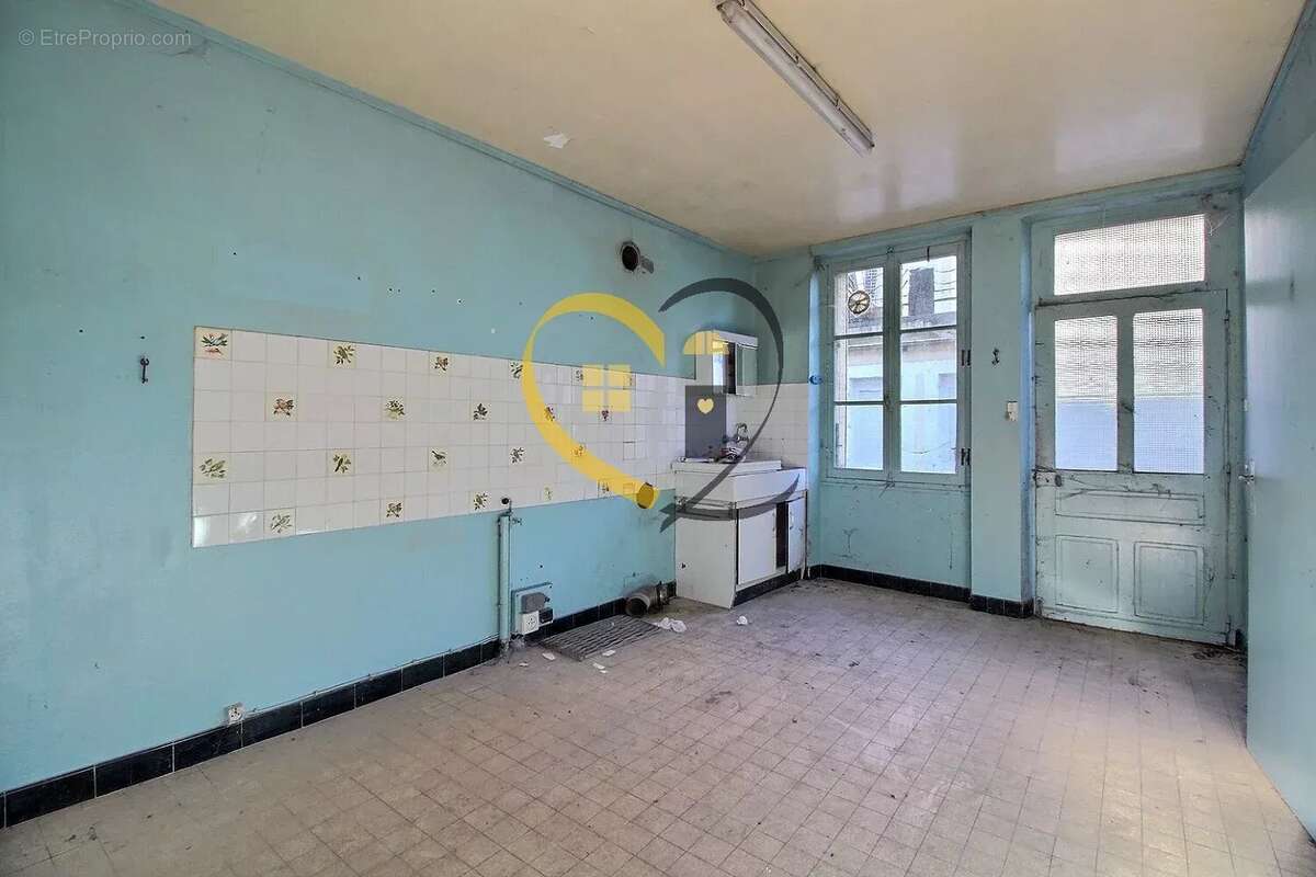 Maison à CHATEAUNEUF-SUR-CHER