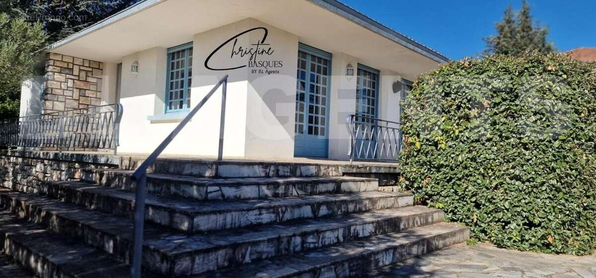 exterieur maison castelsarrasin1 - Maison à CASTELSARRASIN